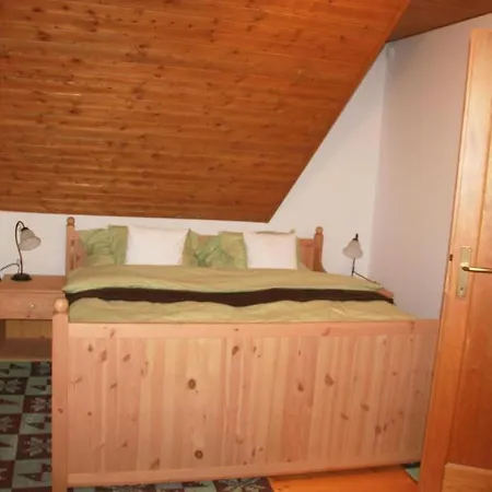 Drevenica Desina Lodge *